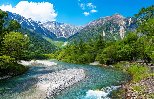 2日間の日本ツアー | 上高地ハイキングと立山黒部アルペンルート | 宿泊、朝食、夕食付き（名古屋発）