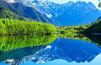 2日間の日本ツアー | 上高地ハイキングと立山黒部アルペンルート | 宿泊、朝食、夕食付き（名古屋発）